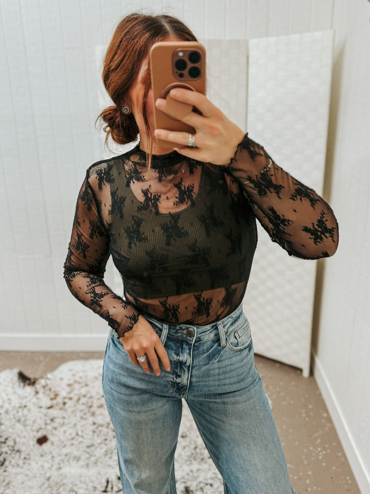 Mischief Lace Top: Black