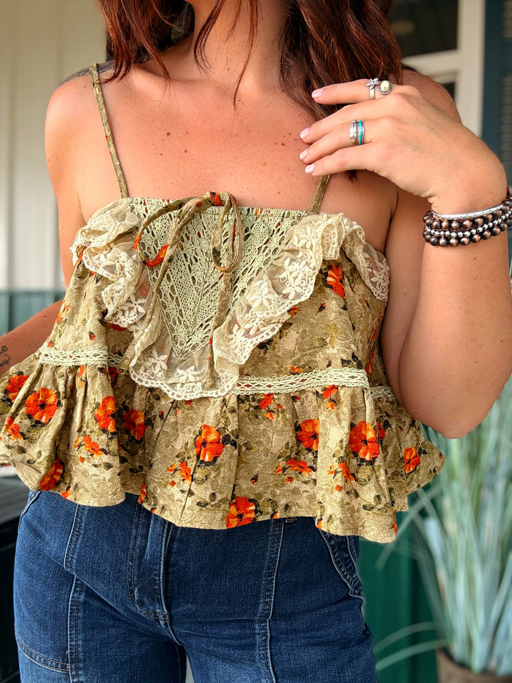 POL Moss & Cherry Floral Cropped Tank