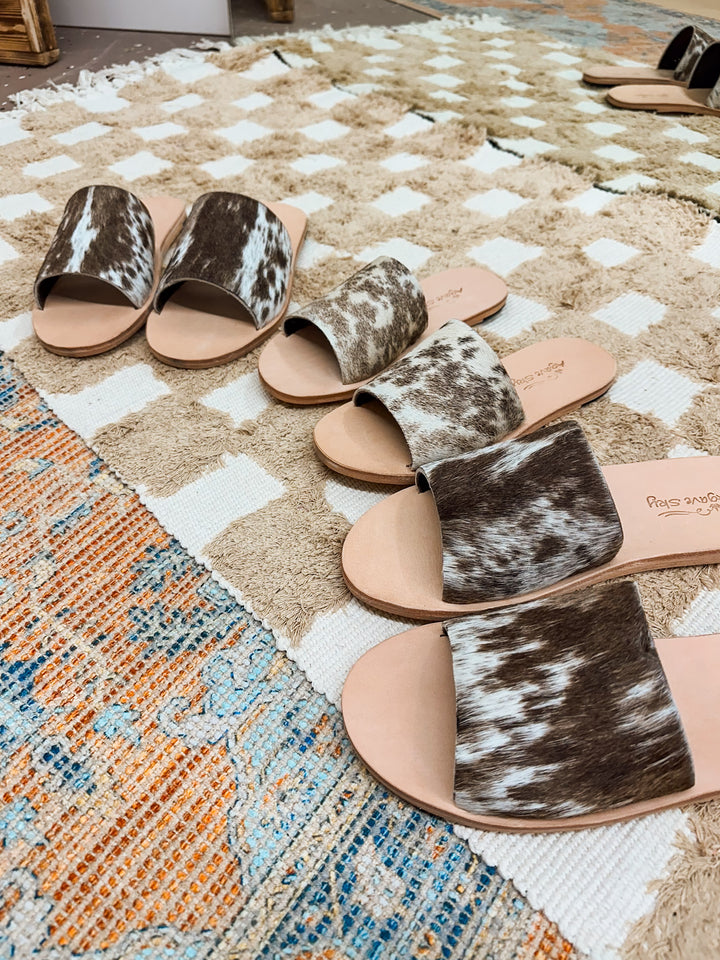 Agave Sky Cowhide Sandals: Chocolate