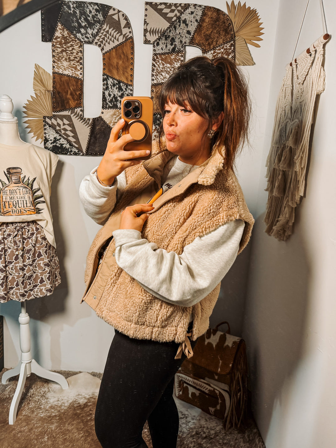 Cozy Sherpa Vest: Beige