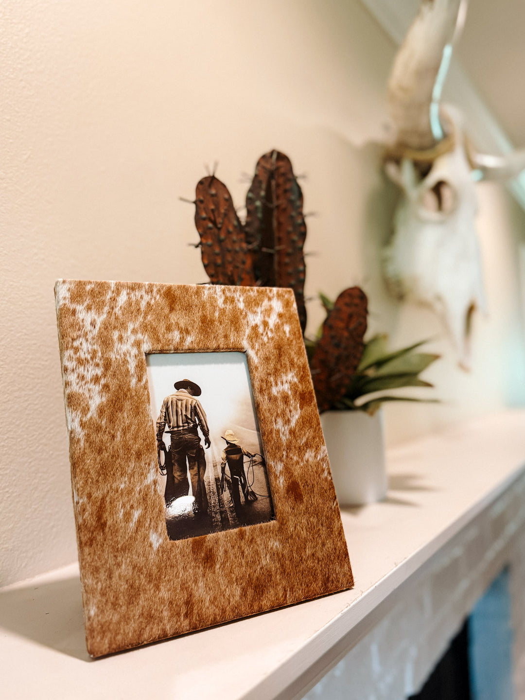 Cowhide Picture Frame: Brown