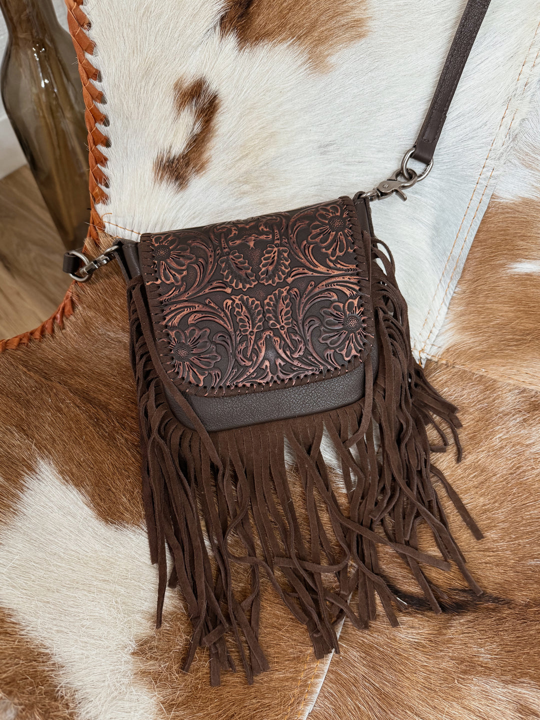 Nevada Tooled Crossbody Purse: Coffee