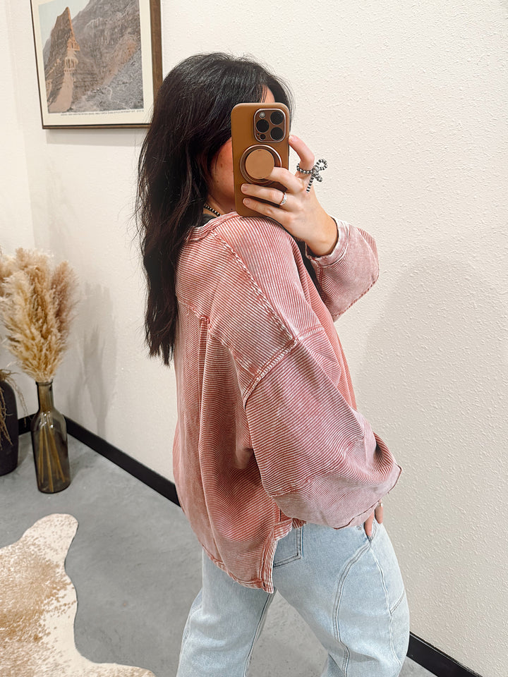 Addy Acid Wash Top: Winter Rose