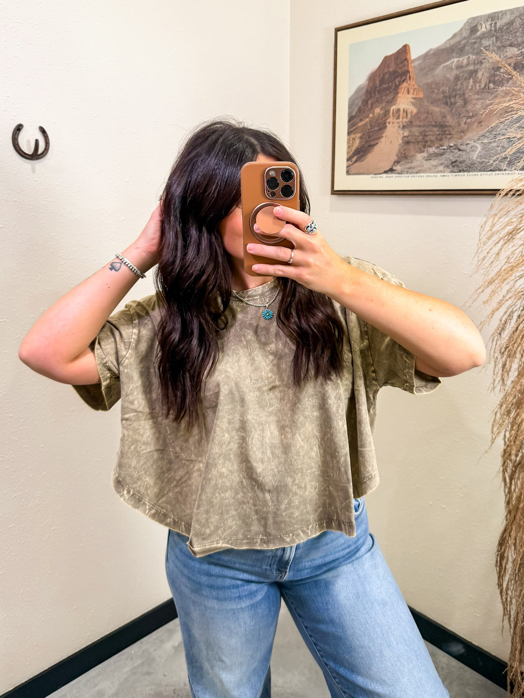 Core Mineral High- Low Tee: Mocha