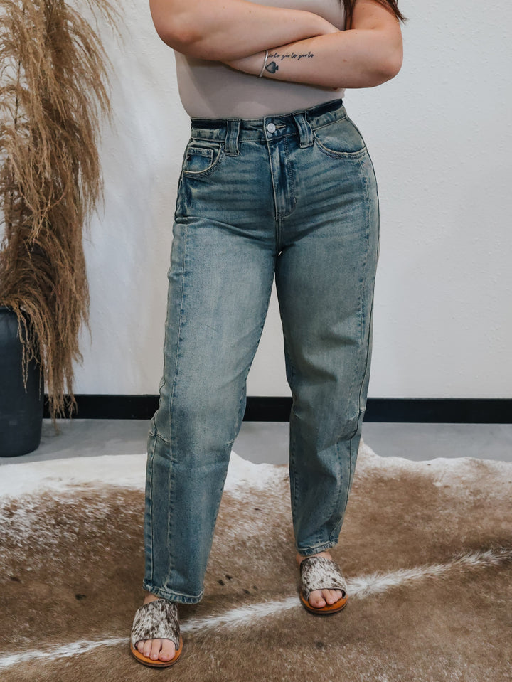 Kan Can: Hank Barrel Jean