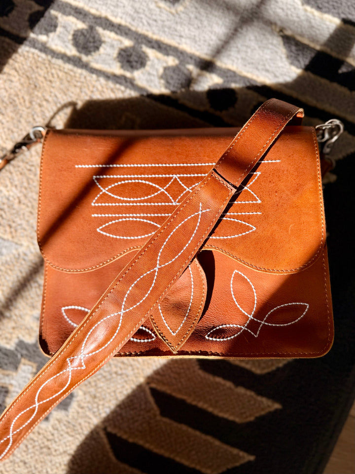 Boot Stitch Leather Purse