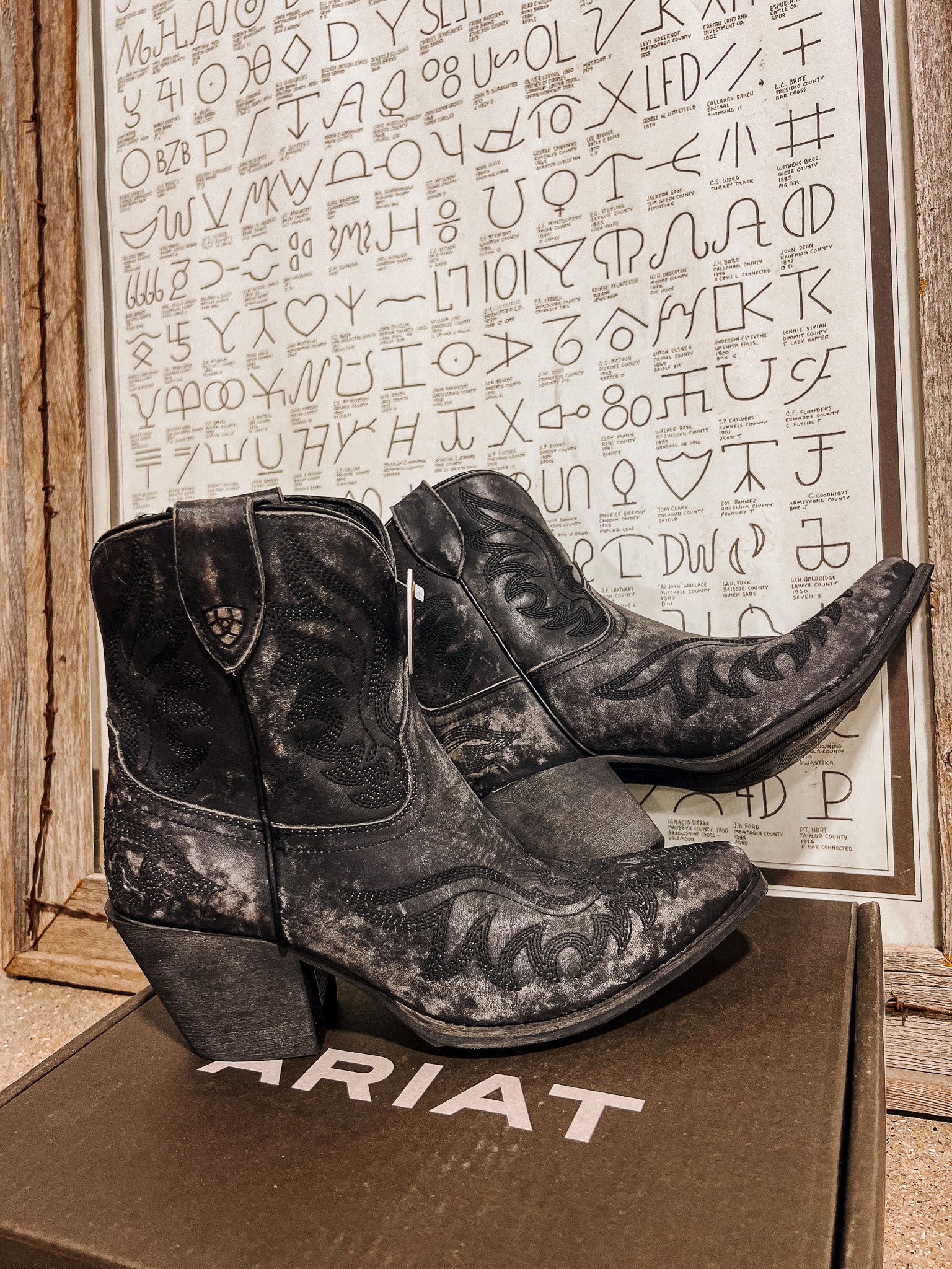 Ariat callahan clearance