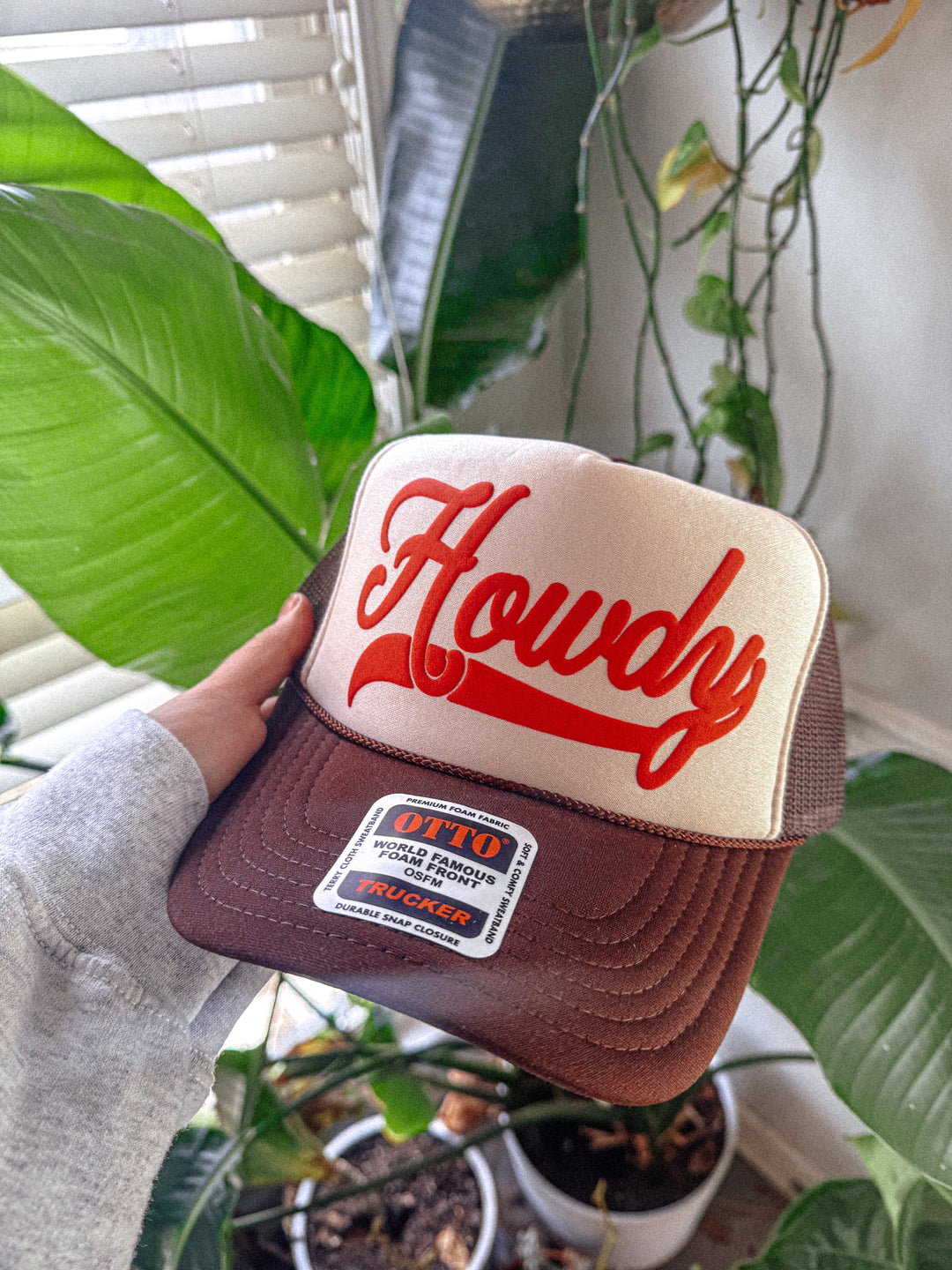 Underground: Howdy Trucker Hat