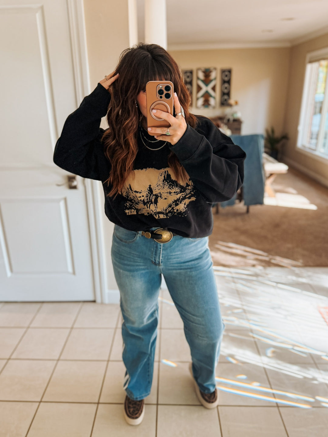 Ariat Outlaw Crewneck Sweatshirt