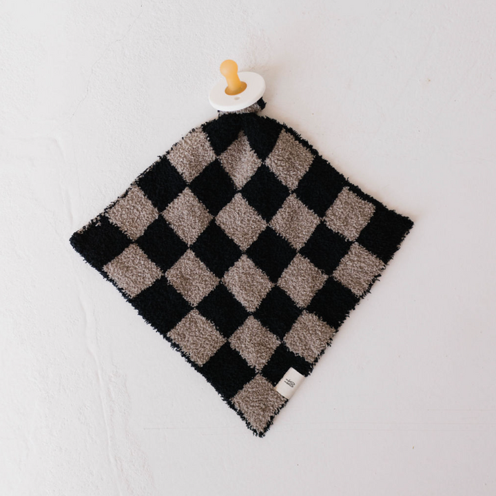 Lovey | Checkmate Checkerboard