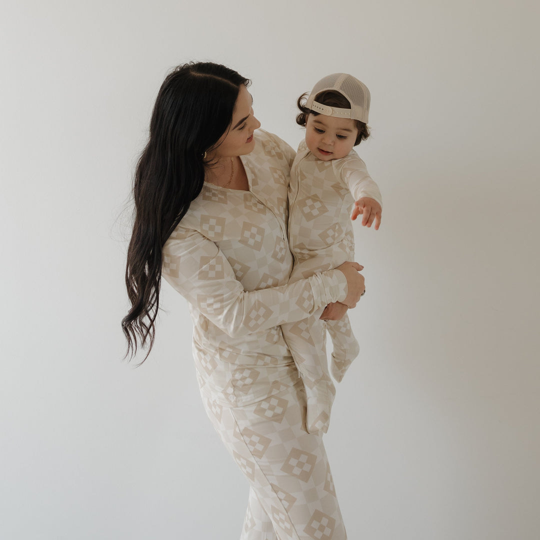 Women's Long Sleeve Bamboo Pajama | Cottage Quilt